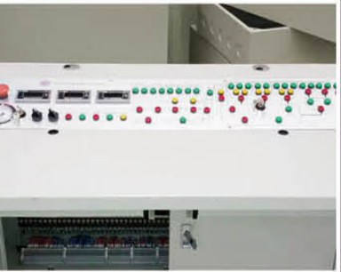 Centralized Consolel/operation Consolecomputer Console